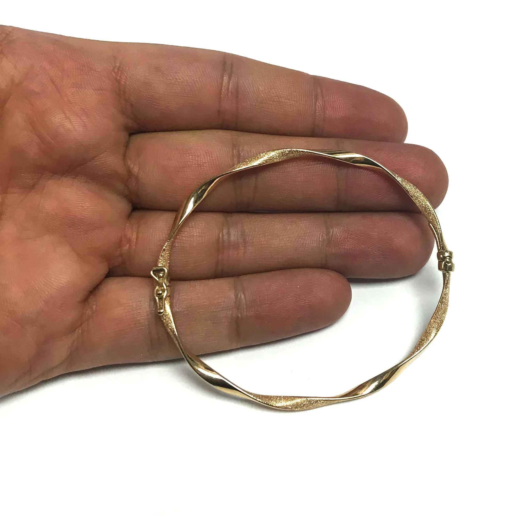 10k Yellow Gold Twisted Women's Bangle Bracelet, 7.75