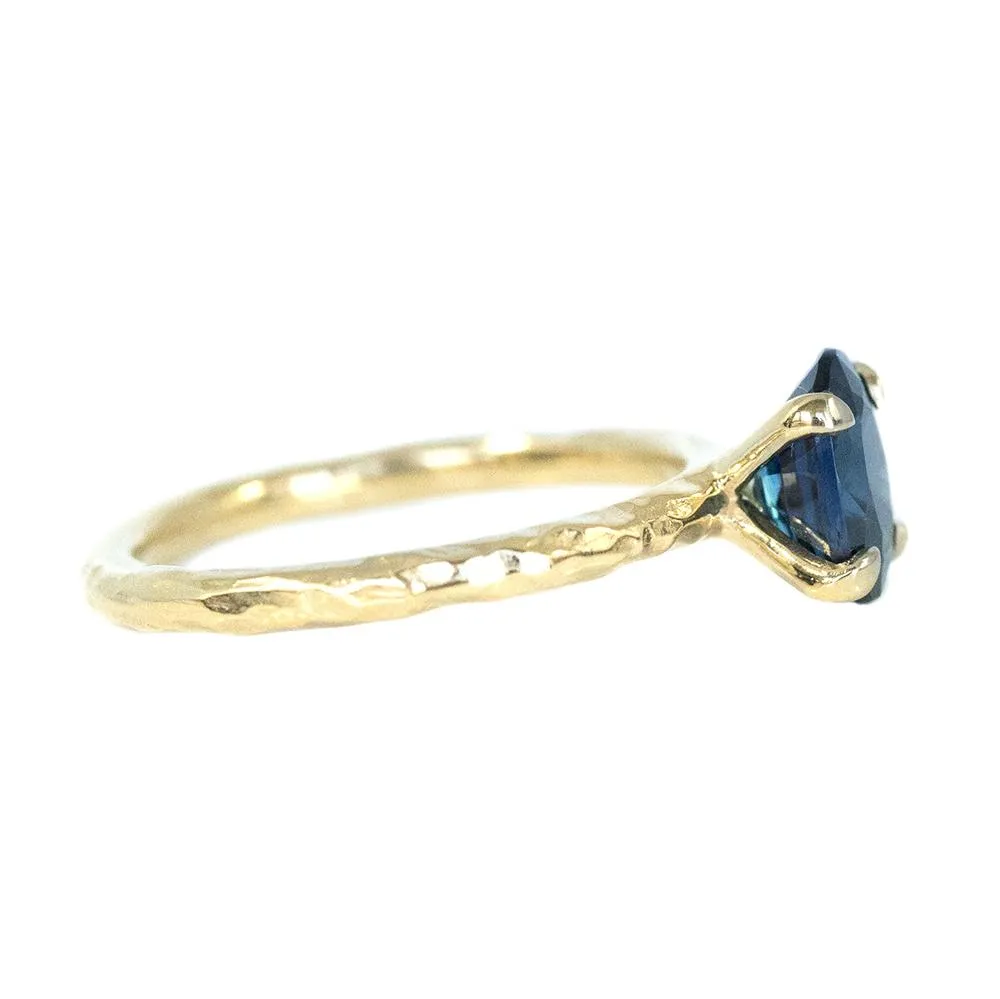 1.38ct Oval Sapphire Evergreen Solitaire in 14k Yellow Gold