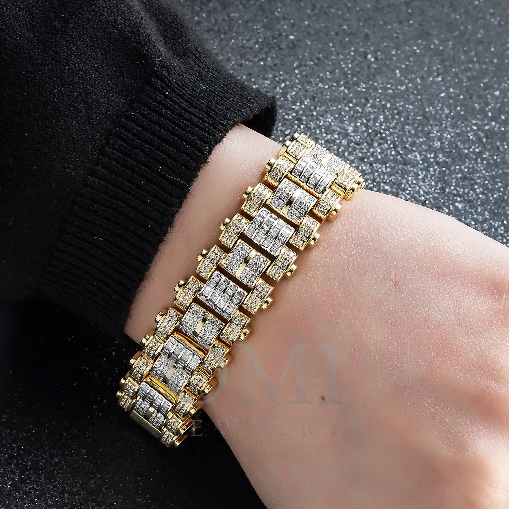 14K GOLD TWO TONE ROUND AND BAGUETTE DIAMOND JUBILEE BRACELET 8.00 CT