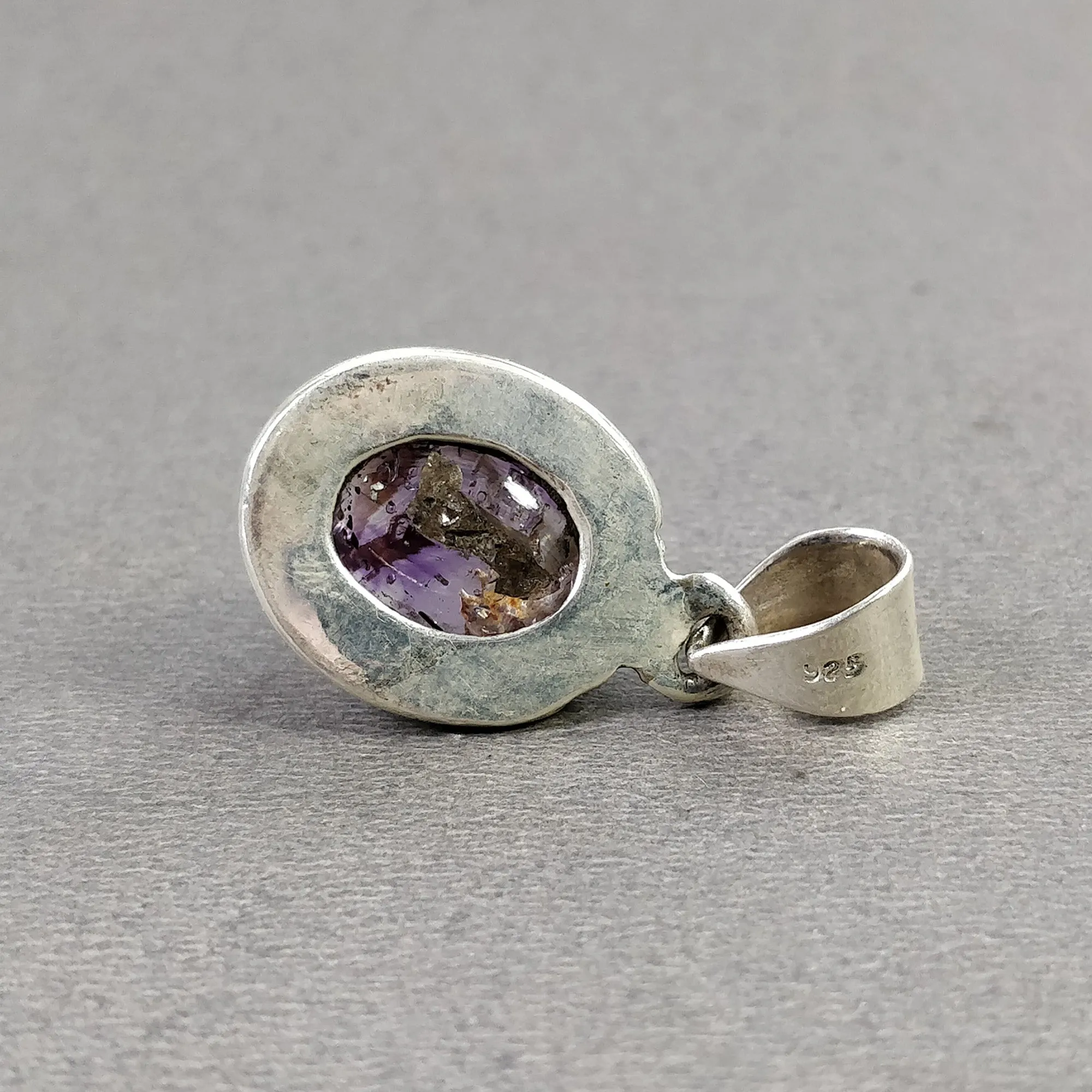 AMETHYST Gemstone 925 Sterling Silver Pendant : 5.490gms Natural Untreated Purple Amethyst Cabochon Bezel Set Pendant 1.25"