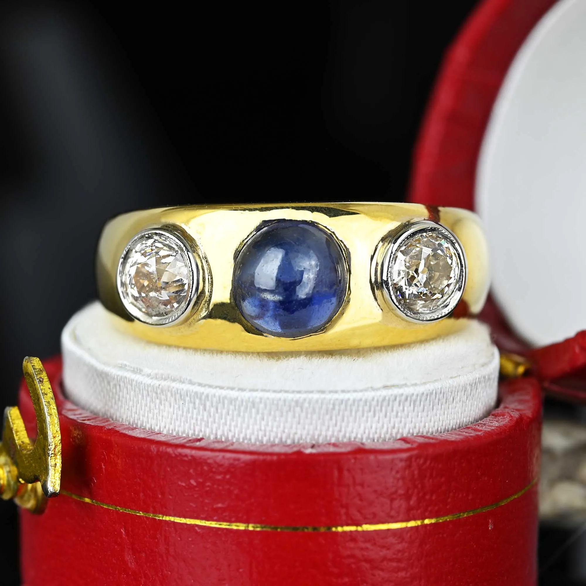 Art Deco 18K Gold Mine Cut Diamond Cabochon Sapphire Ring Band