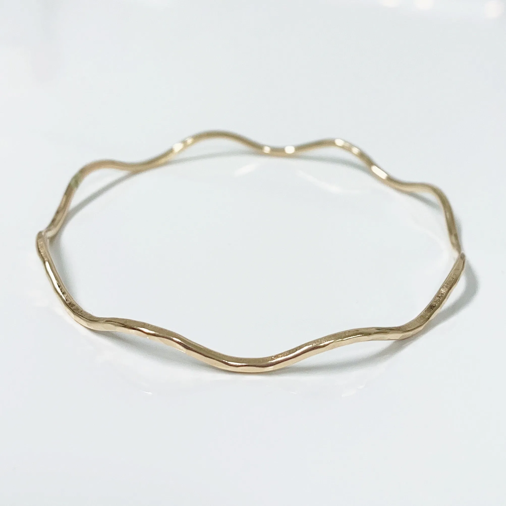 Bangle NOLA - Medium wave bangle (B439)