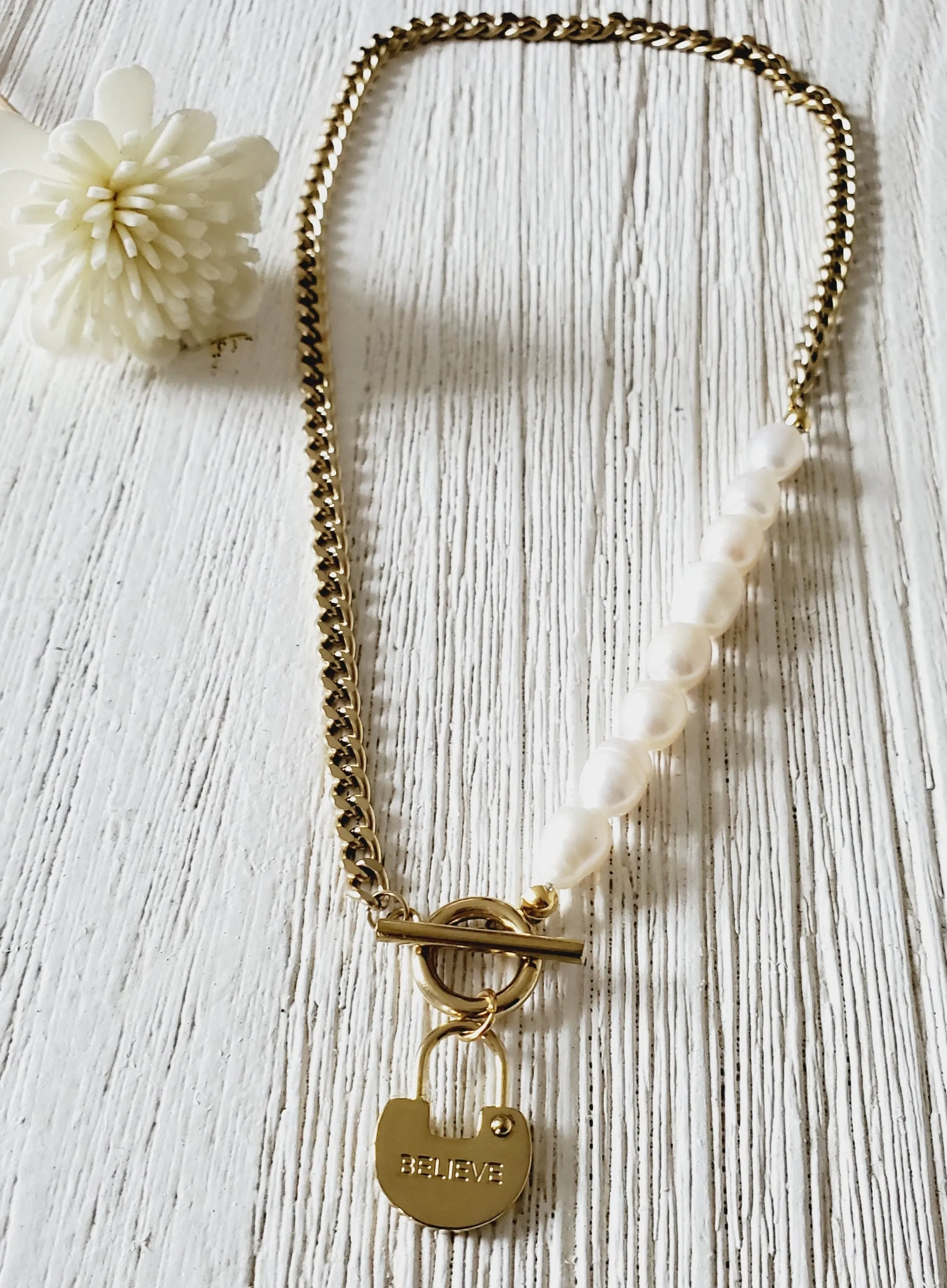 Believe in Pearls Necklace