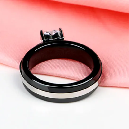 Black Ceramic Bridal Ring for Women Wedding Engagement Crystal Heart Zircon