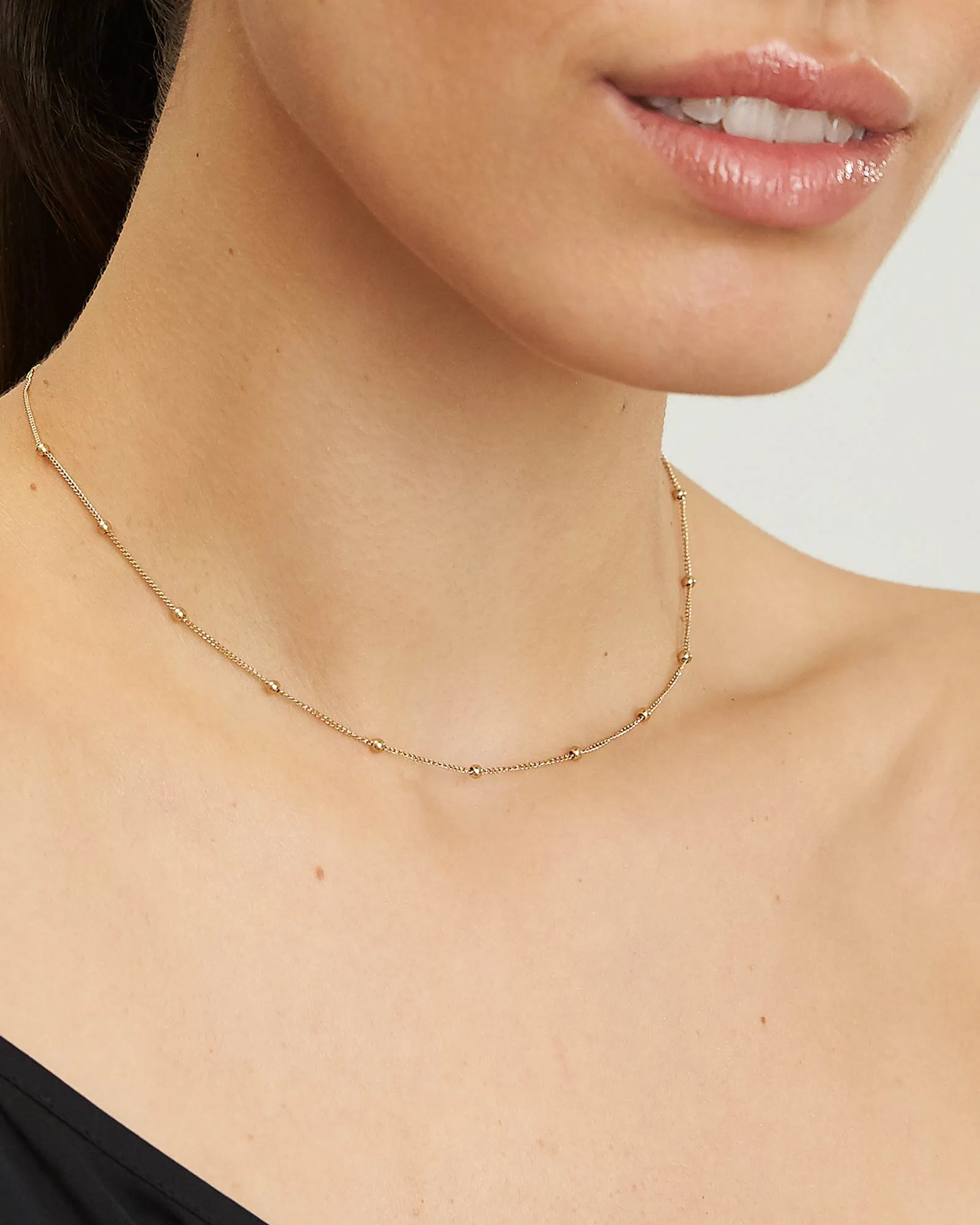 Dotted Choker Gold