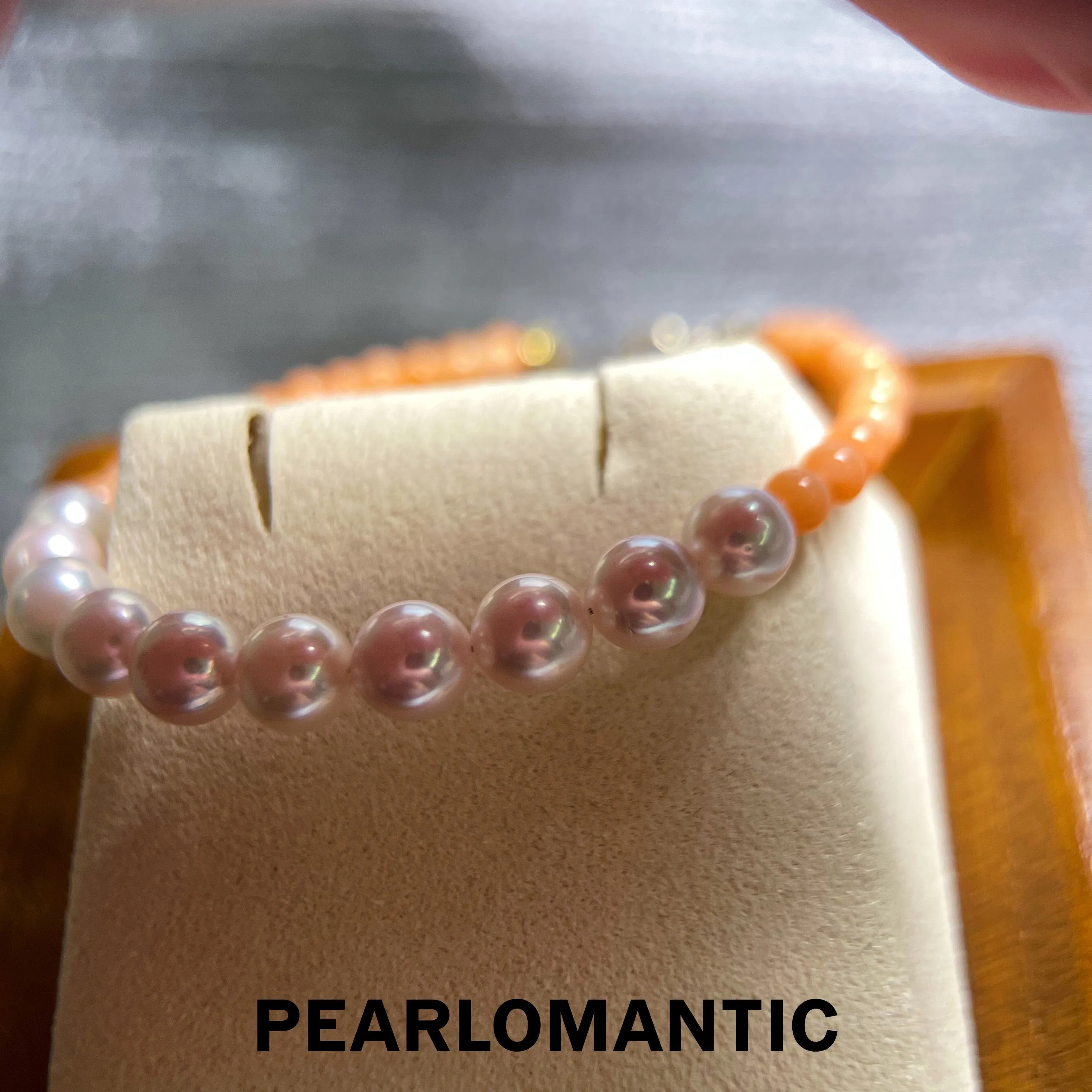 [Fine Jewelry] Akoya 6mm Pearl & 3mm Pink Coral & 18k Gold Bracelets