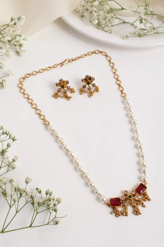 Floral Pearl Choker