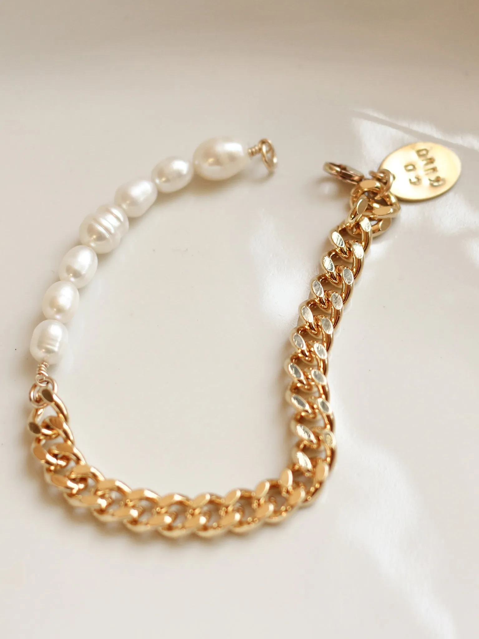 Pearly Chain Bracelet