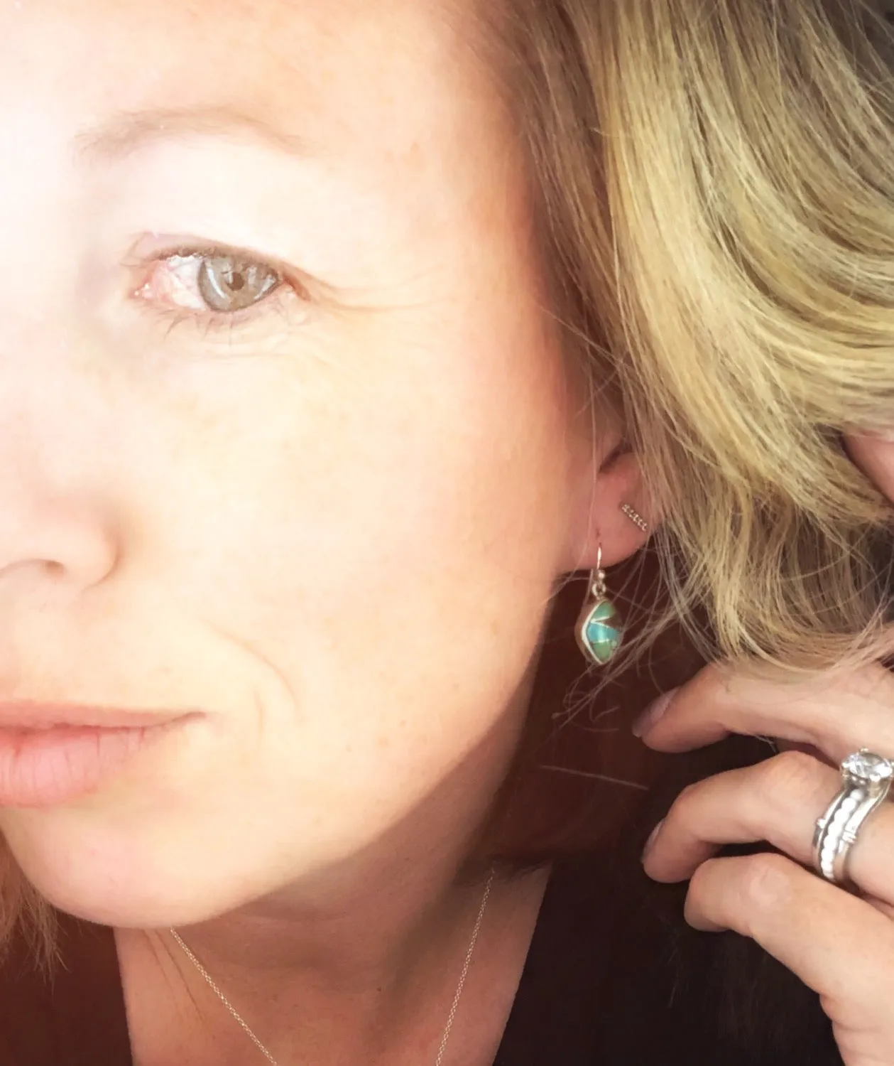 SHINE BRIGHT {BLUE MOON} turquosie earrings