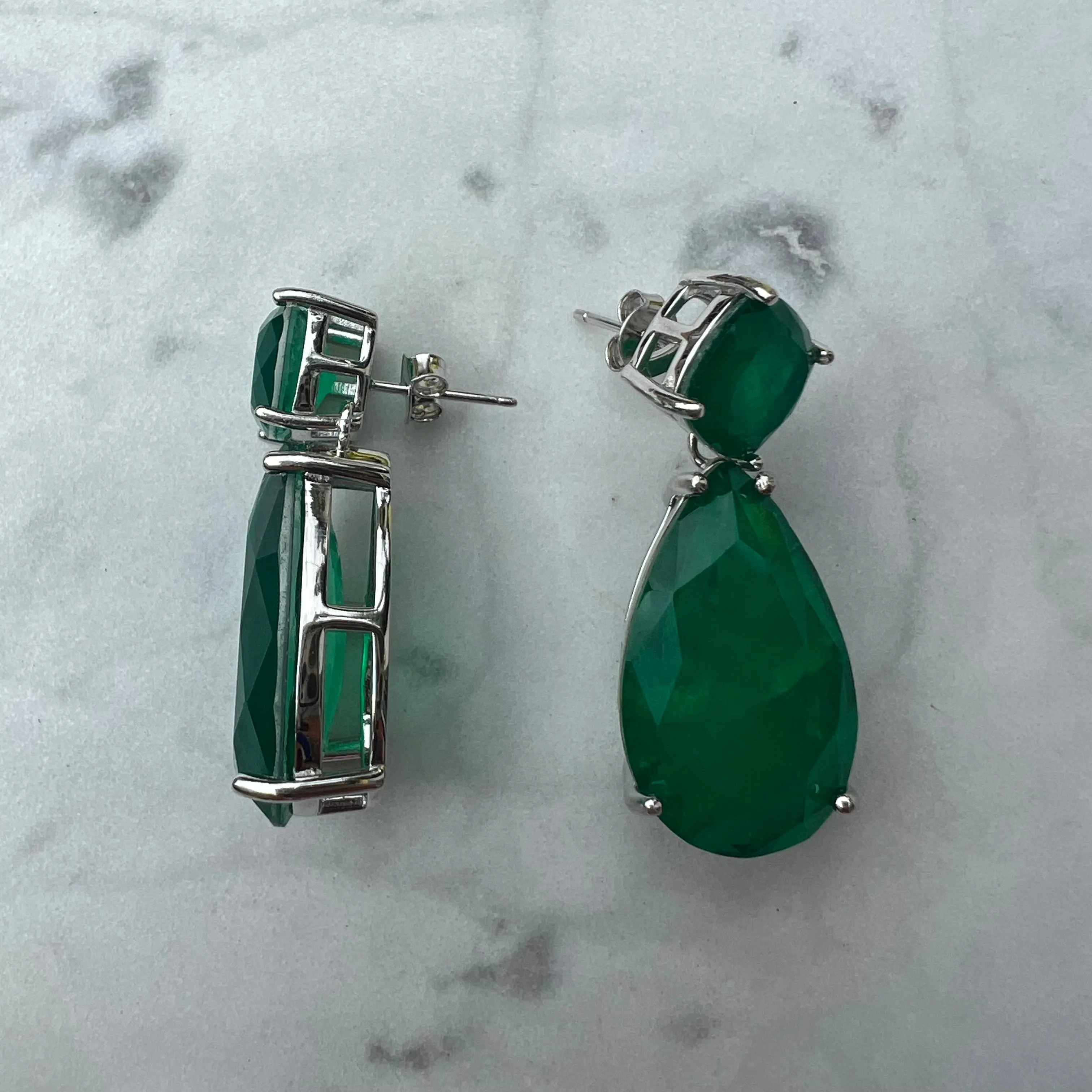 Sterling silver emerald pear earring