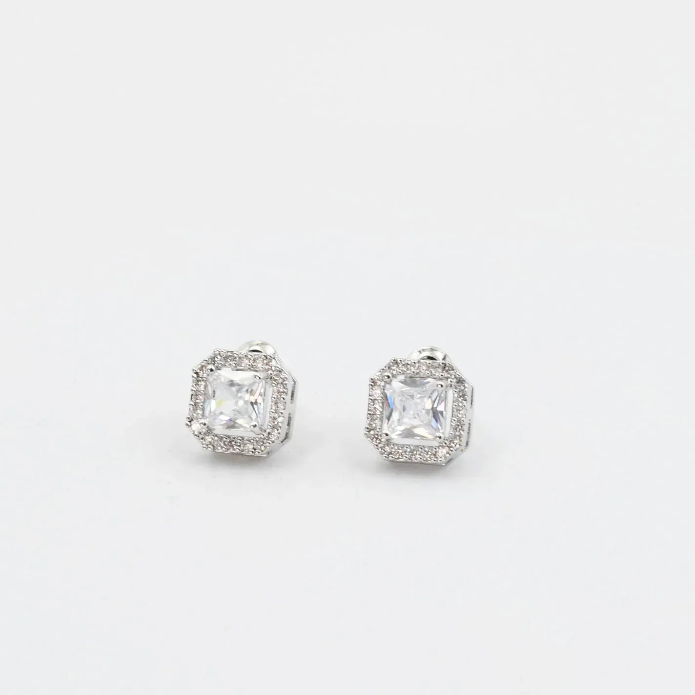 Treasure Jewels - Square Stud Earrings - 2 Colors - PREORDER