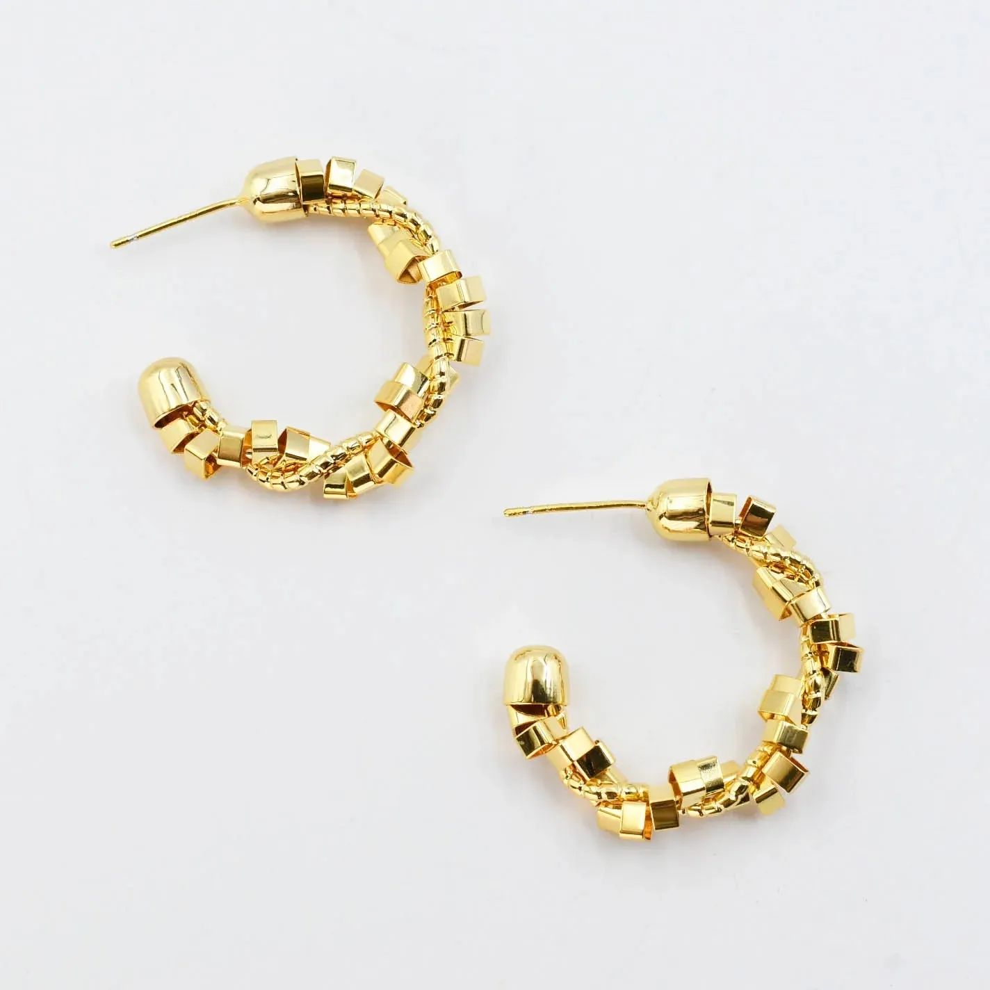 Treasure Jewels - Twisted Hoop Earrings - PREORDER