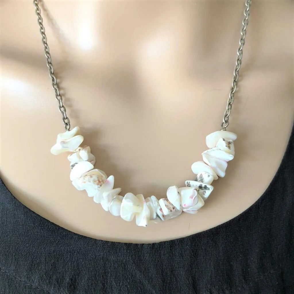 White Natural Shell Chip Necklace